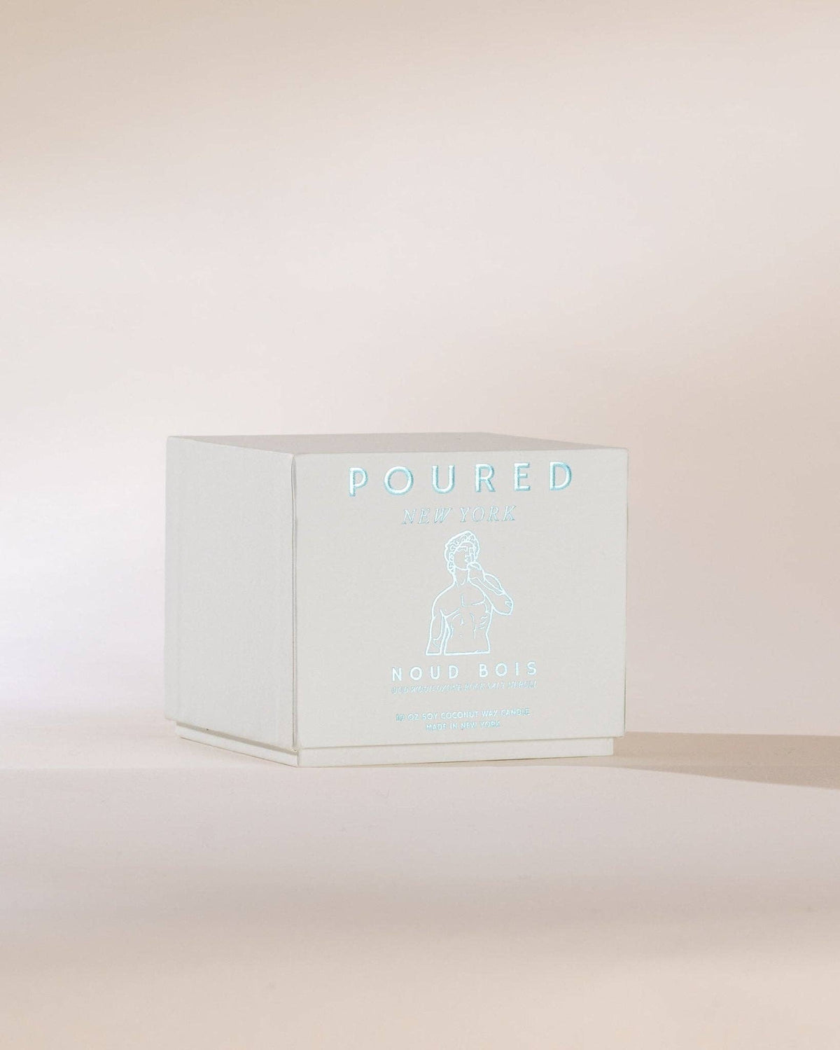 Pale blue Poured gift box for the Noud Bois candle
