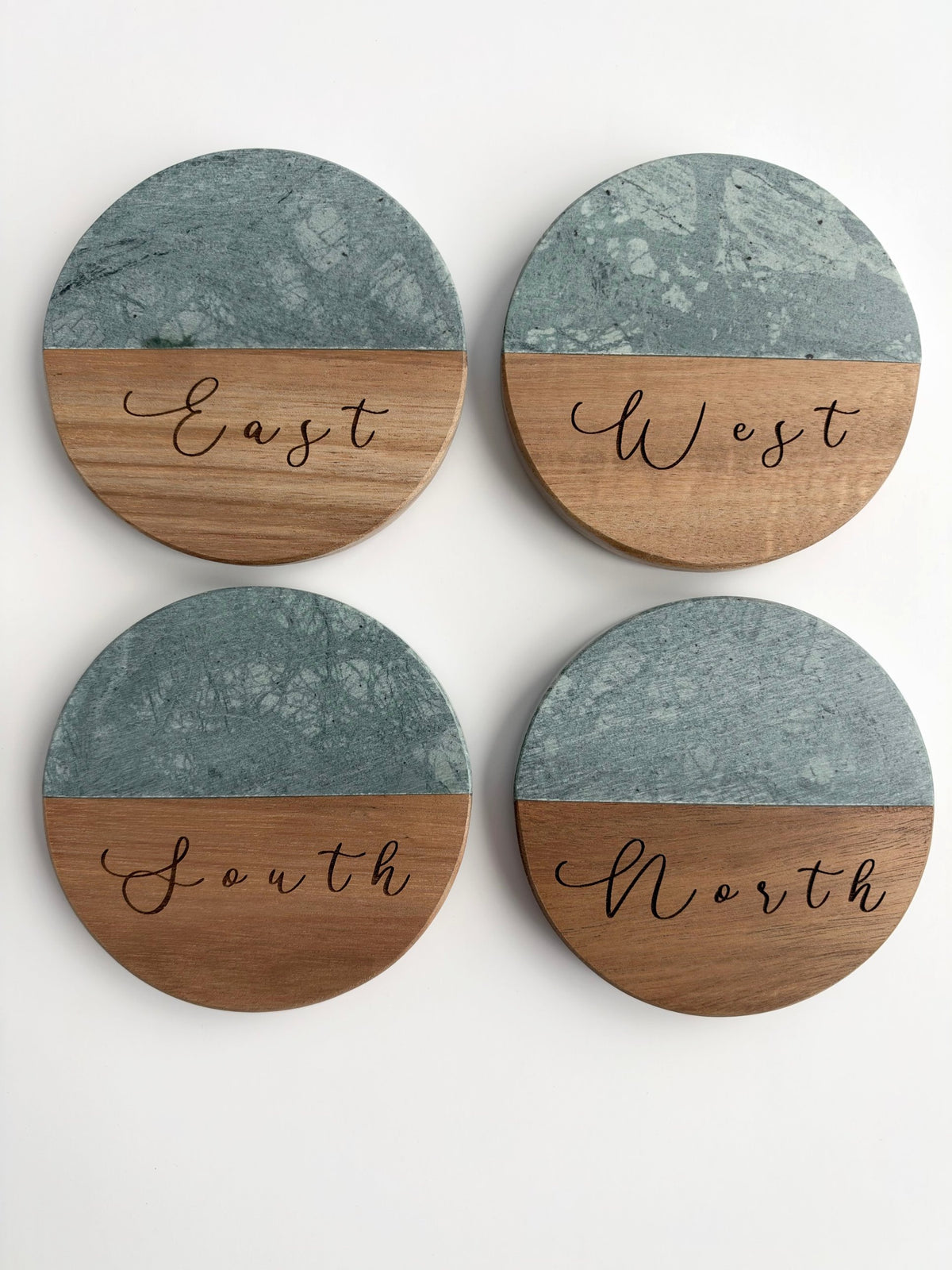 Script Mahjong Wind Coasters (East, South, West, North) – Round Green Marble & Wood, Set of 4